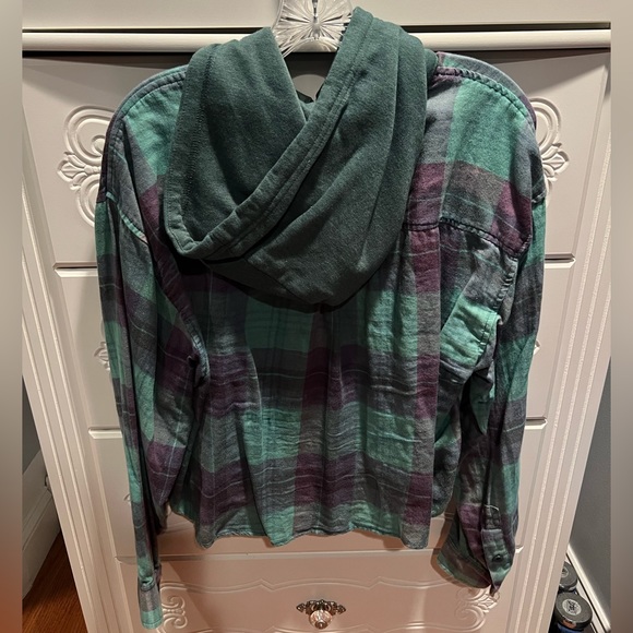 Green Hoodie Flannel - Picture 2 of 3